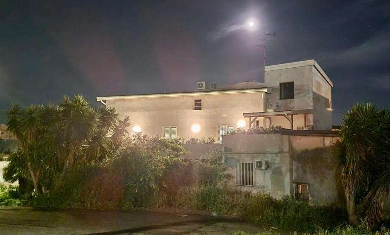 A Casa Nostra Hotel คาตาเนีย ภายนอก รูปภาพ